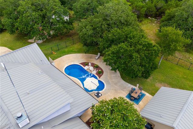 200 Spears Ranch RD, Jarrell, TX 76537