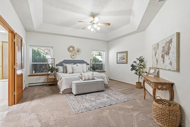 900 Piedra Larga Place NE, Albuquerque, NM 87123