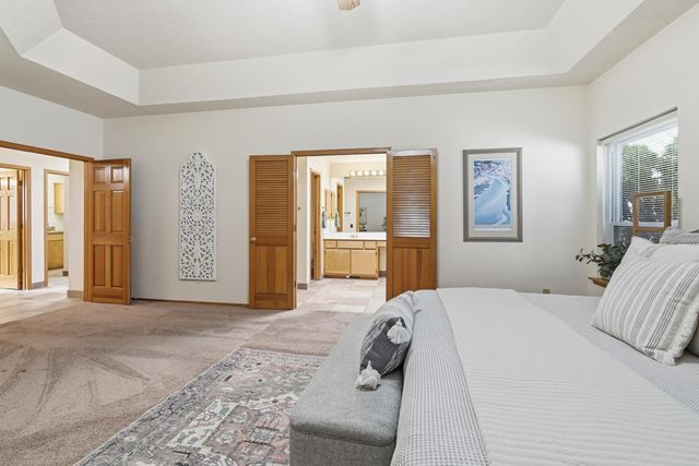 900 Piedra Larga Place NE, Albuquerque, NM 87123