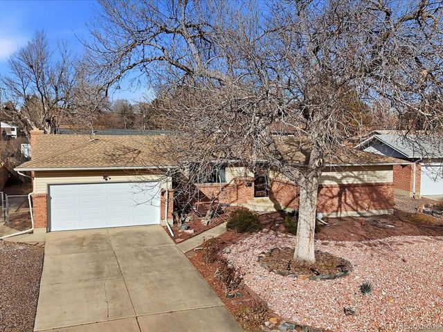 9561 W Tennessee Avenue, Lakewood, CO 80226