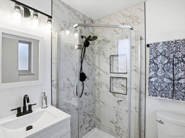 9561 W Tennessee Avenue, Lakewood, CO 80226