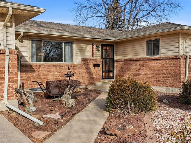 9561 W Tennessee Avenue, Lakewood, CO 80226