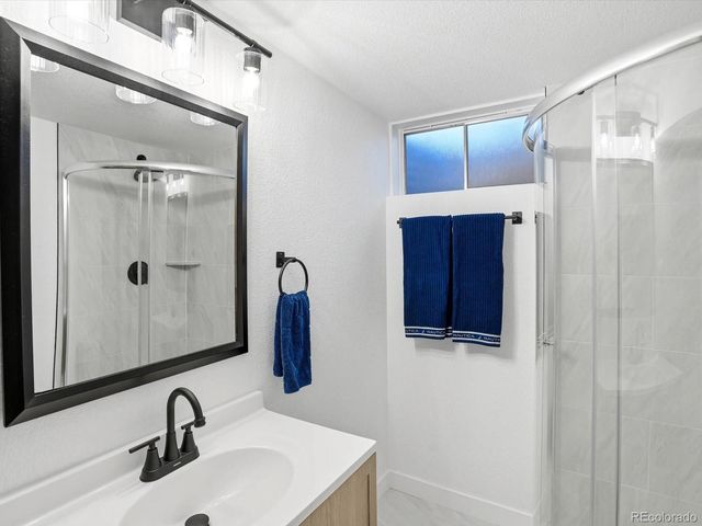 9561 W Tennessee Avenue, Lakewood, CO 80226