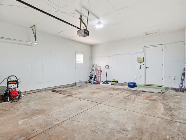 9561 W Tennessee Avenue, Lakewood, CO 80226