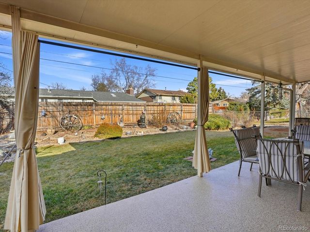 9561 W Tennessee Avenue, Lakewood, CO 80226