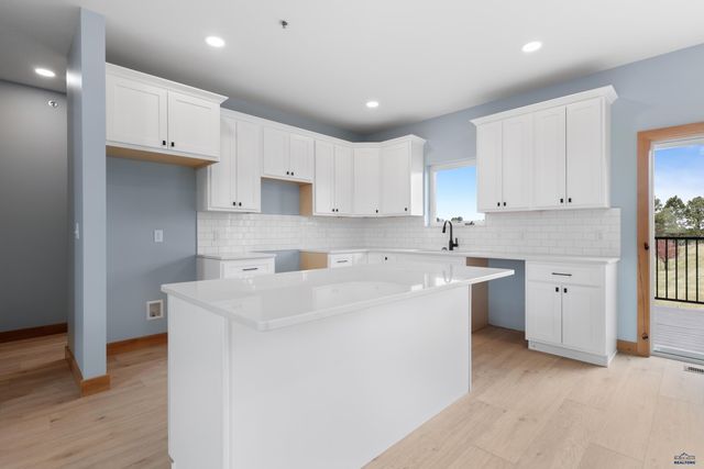 4627 WICKHAM CT, Rapid City, SD 57702
