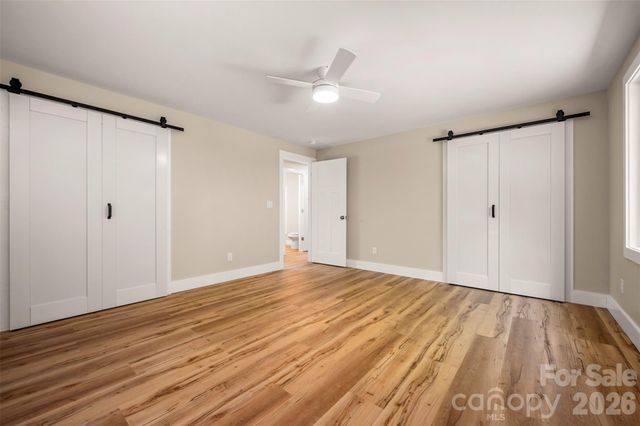 323 Stepp Avenue, Hendersonville, NC 28739