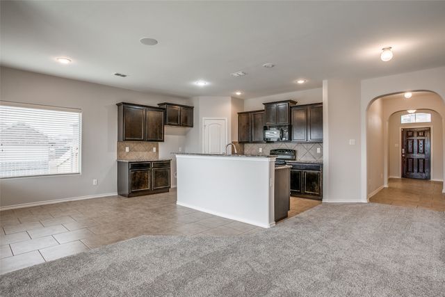 700 San Miguel Trail, Fort Worth, TX 76052