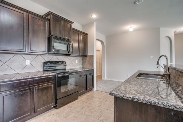 700 San Miguel Trail, Fort Worth, TX 76052