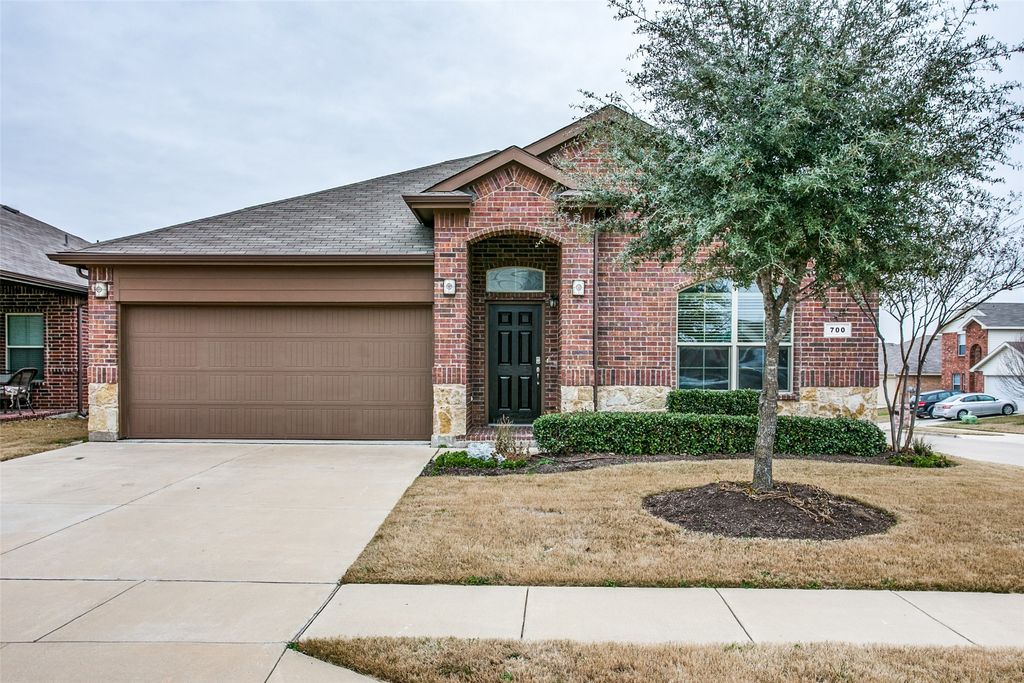 700 San Miguel Trail, Fort Worth, TX 76052
