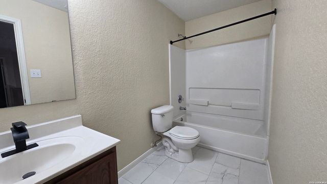 3902 Torey Mesquite, San Antonio, TX 78261