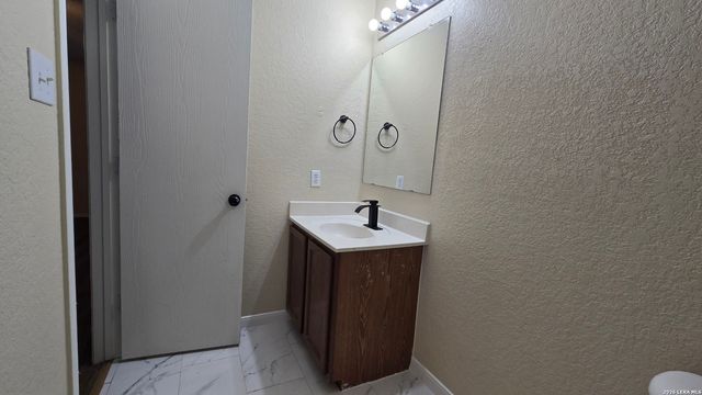 3902 Torey Mesquite, San Antonio, TX 78261