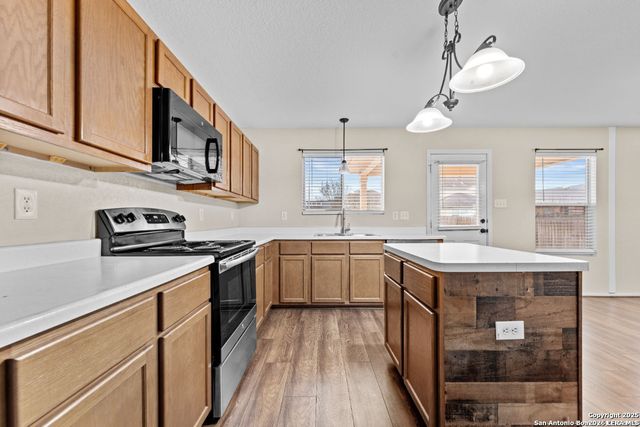 3902 Torey Mesquite, San Antonio, TX 78261
