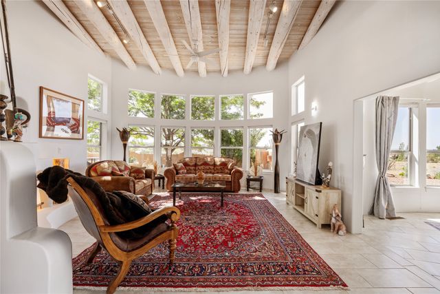 1 Sombra Court, Santa Fe, NM 87508