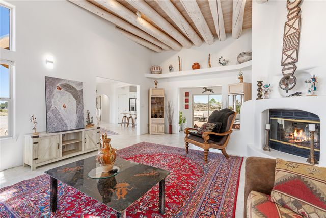 1 Sombra Court, Santa Fe, NM 87508