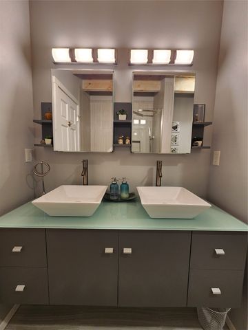 1 Sombra Court, Santa Fe, NM 87508