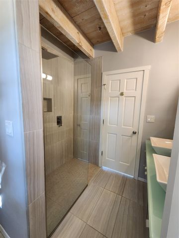 1 Sombra Court, Santa Fe, NM 87508