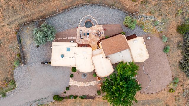 1 Sombra Court, Santa Fe, NM 87508
