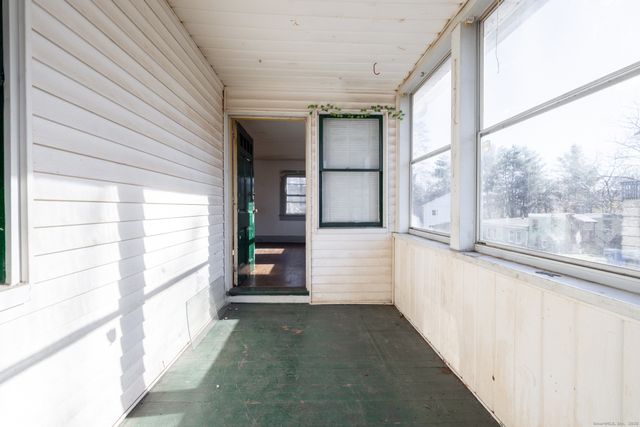 301 Queen Street, Bristol, CT 06010