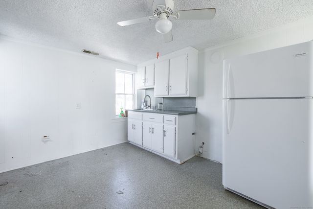 301 Queen Street, Bristol, CT 06010