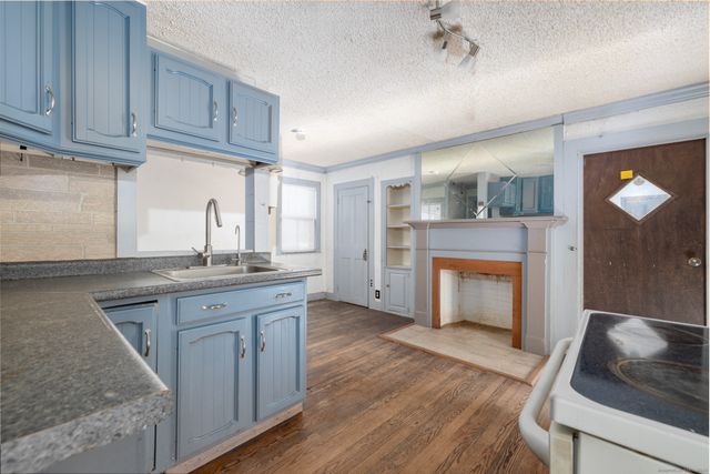 301 Queen Street, Bristol, CT 06010