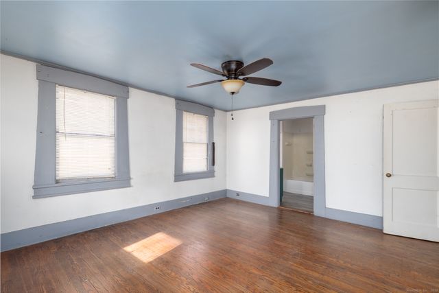 301 Queen Street, Bristol, CT 06010