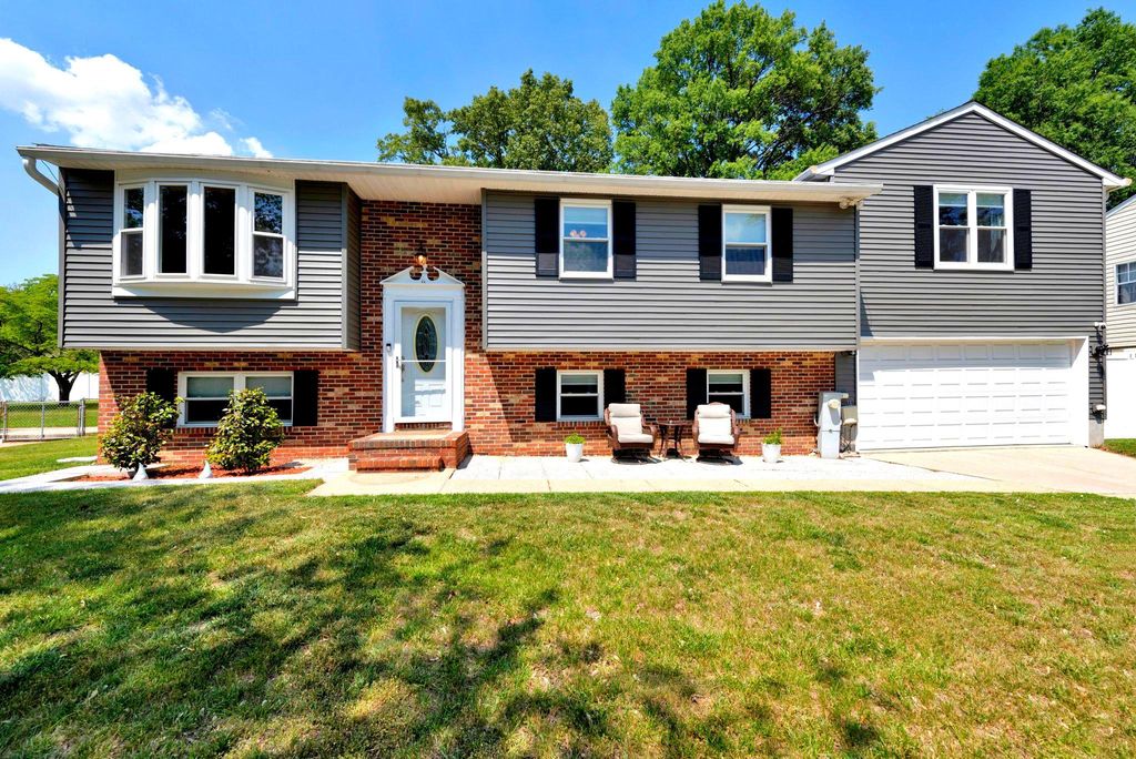 1442 WATTS AVE, Severn, MD 21144