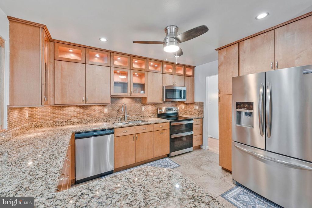 Image 15 of property listing at 1442 WATTS AVE, Severn, MD 21144