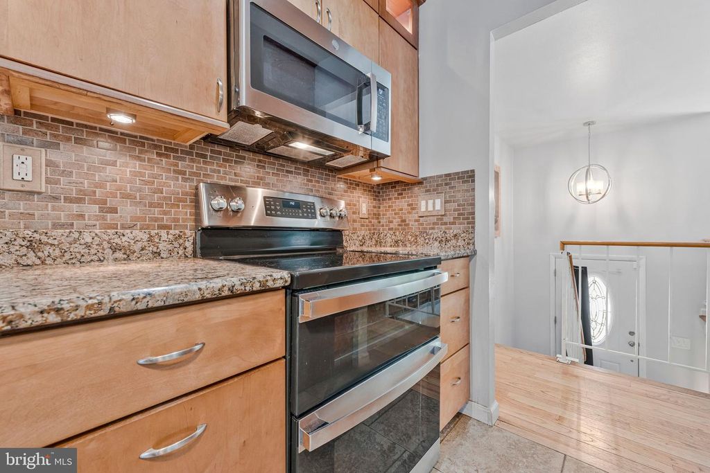 Image 19 of property listing at 1442 WATTS AVE, Severn, MD 21144