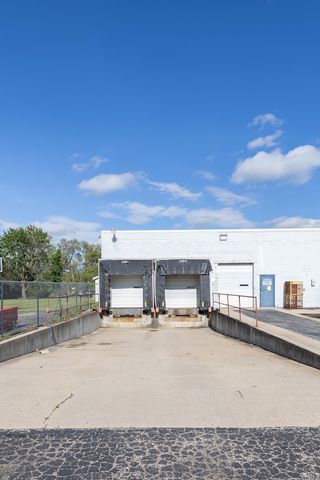 2700 Industrial Parkway, Elkhart, IN 46516