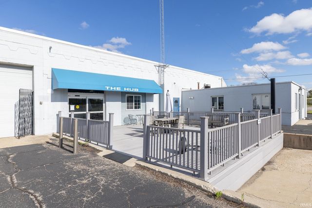 2700 Industrial Parkway, Elkhart, IN 46516