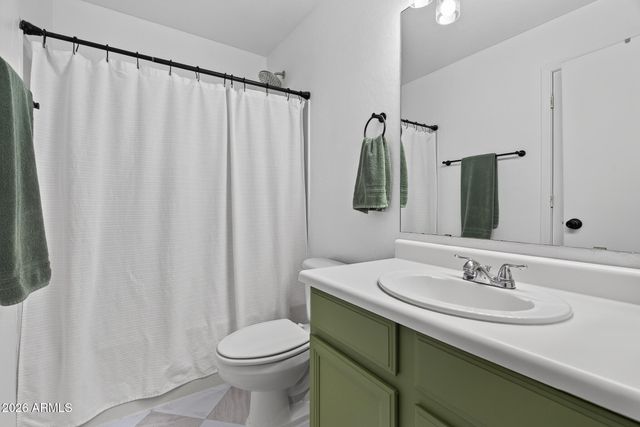 7175 W KALER Avenue, Glendale, AZ 85303