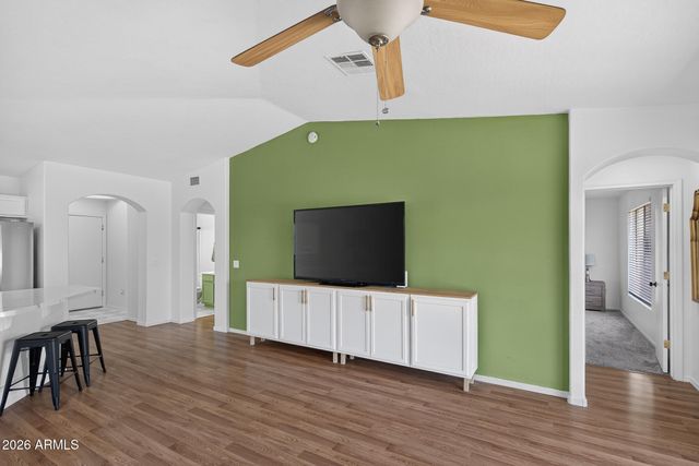 7175 W KALER Avenue, Glendale, AZ 85303
