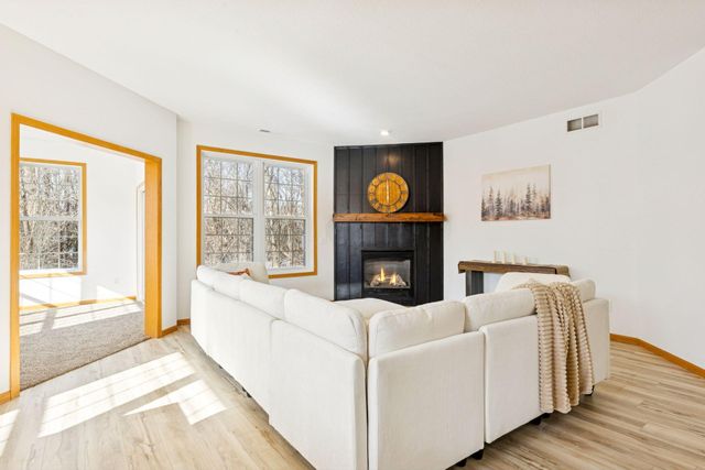 18400 Xerxes Street NW, Elk River, MN 55330