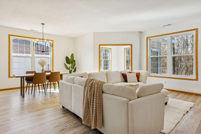 18400 Xerxes Street NW, Elk River, MN 55330