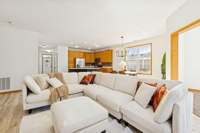 18400 Xerxes Street NW, Elk River, MN 55330