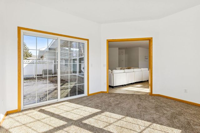 18400 Xerxes Street NW, Elk River, MN 55330