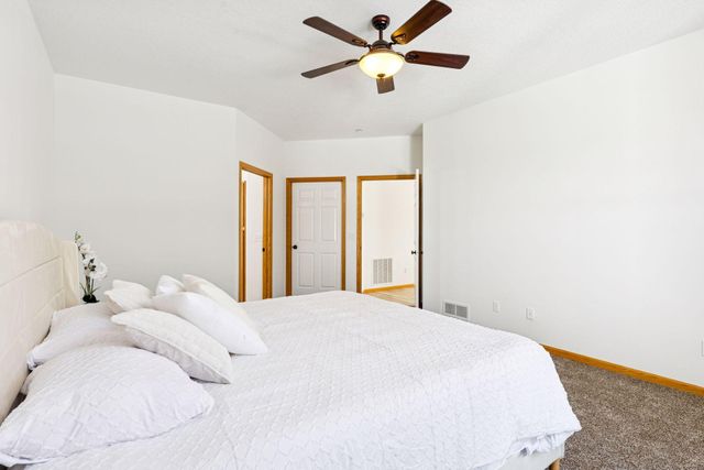 18400 Xerxes Street NW, Elk River, MN 55330