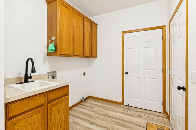 18400 Xerxes Street NW, Elk River, MN 55330