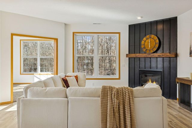 18400 Xerxes Street NW, Elk River, MN 55330