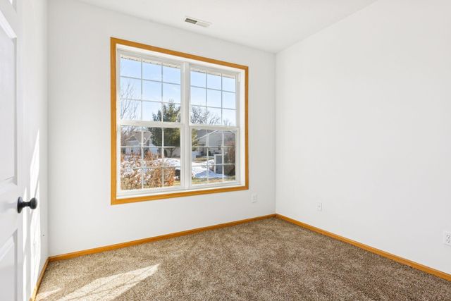 18400 Xerxes Street NW, Elk River, MN 55330