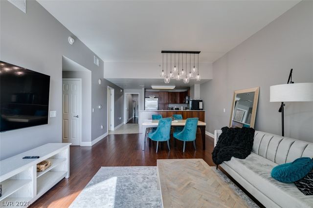 150 Las Vegas Boulevard 807, Las Vegas, NV 89101