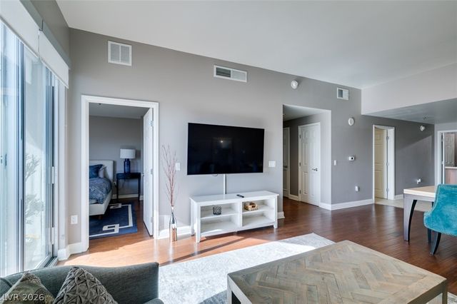 150 Las Vegas Boulevard 807, Las Vegas, NV 89101
