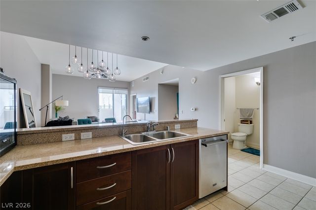 150 Las Vegas Boulevard 807, Las Vegas, NV 89101