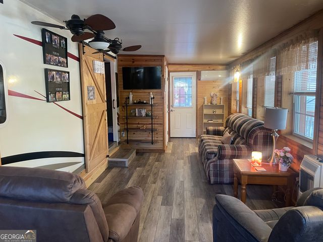 19 Yogi Bear Boulevard B29, Cleveland, GA 30528