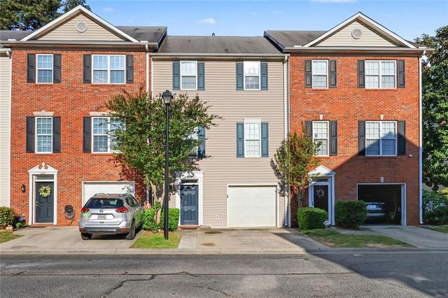 2402 Beaver Falls NW, Norcross, GA 30071