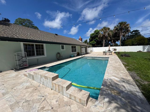 2518 Ranch House Road, West Palm Beach, FL 33406