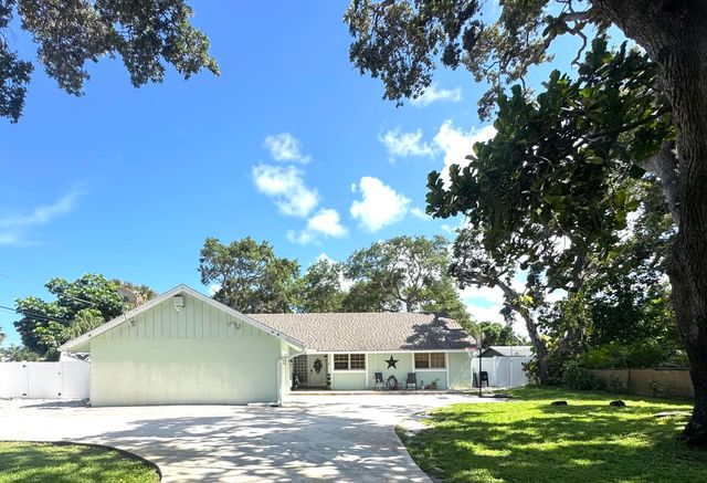 2518 Ranch House Road, West Palm Beach, FL 33406