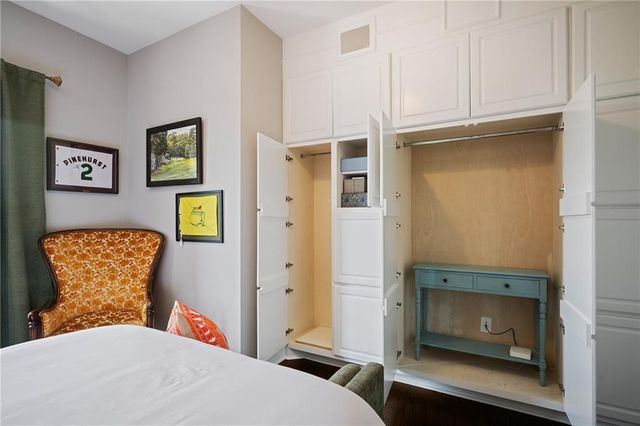 2626 Peachtree Road NW 1104, Atlanta, GA 30305