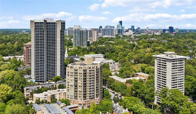 2626 Peachtree Road NW 1104, Atlanta, GA 30305